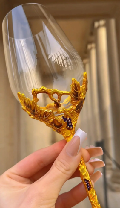 The Regal Treasure Champagne Glass