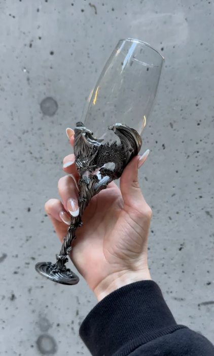 The Thorned Crown Glass